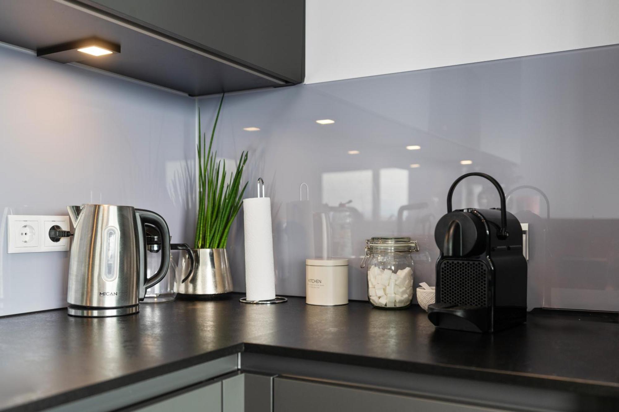 Anytime - Penthouse Mit Terrasse Und Bergsicht Lägenhet FDH Exteriör bild