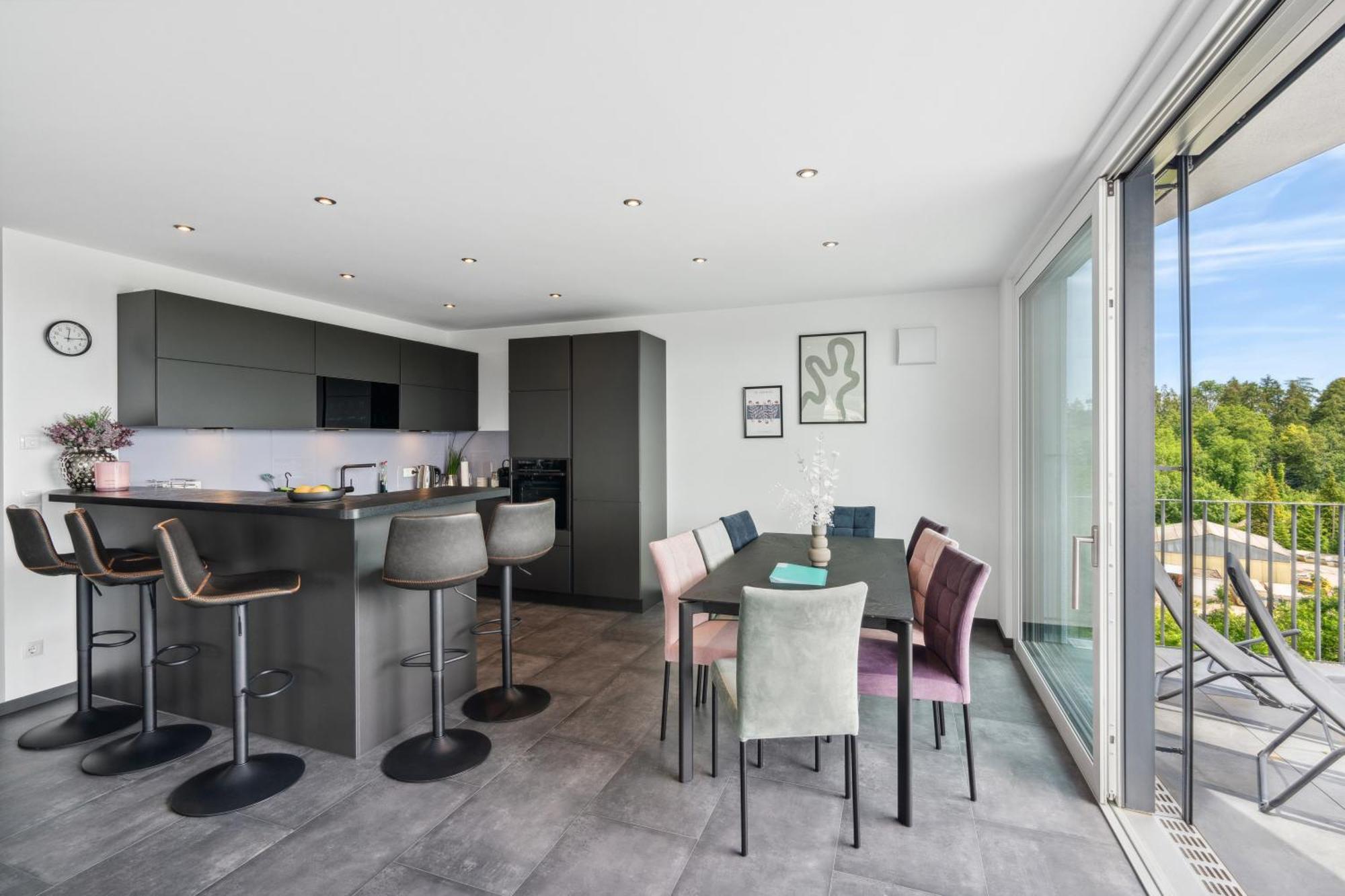Anytime - Penthouse Mit Terrasse Und Bergsicht Lägenhet FDH Exteriör bild